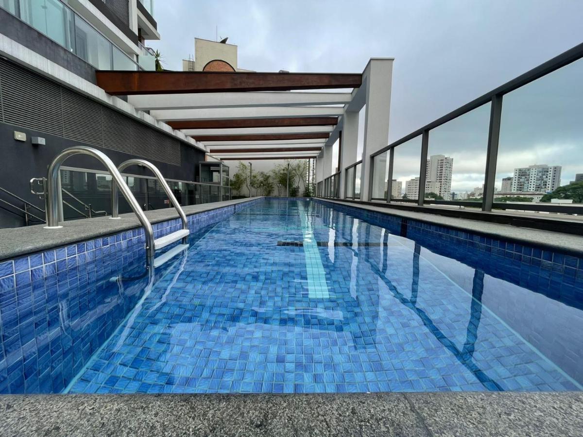 Sky Poll 306 - Near Paulista Ave & Subways, Rooftop & Full Gym ! Short & Long Stay! Apartamento